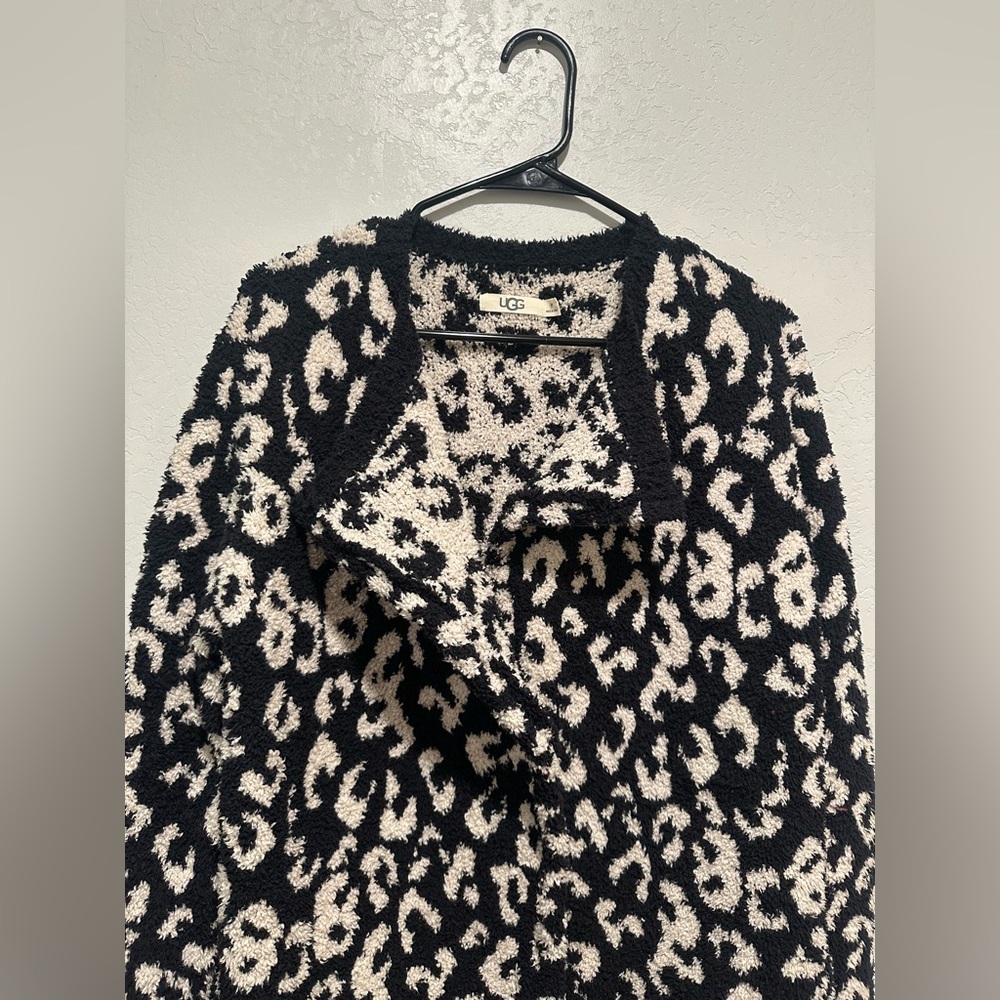 UGG Black and White Animal Print Cardigan - Picture 4 of 12